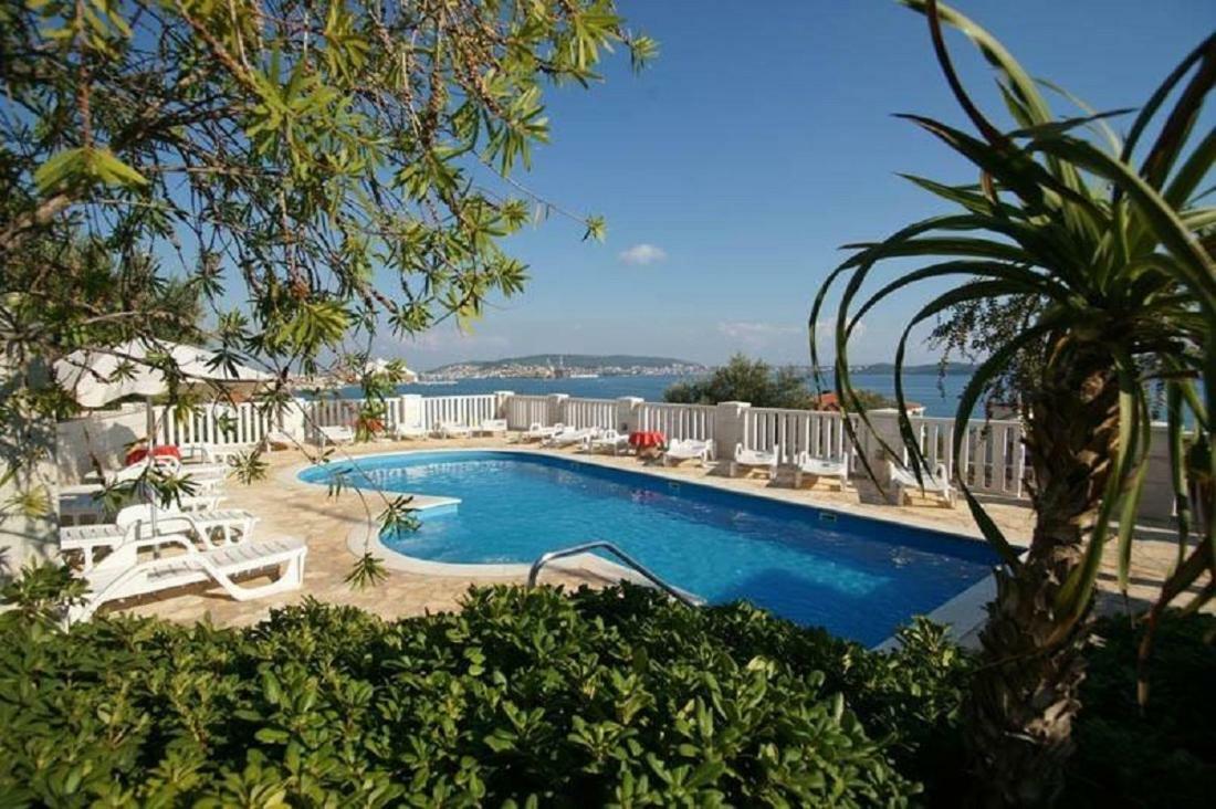 Residence Villa Irena Apartments Trogir Exterior foto